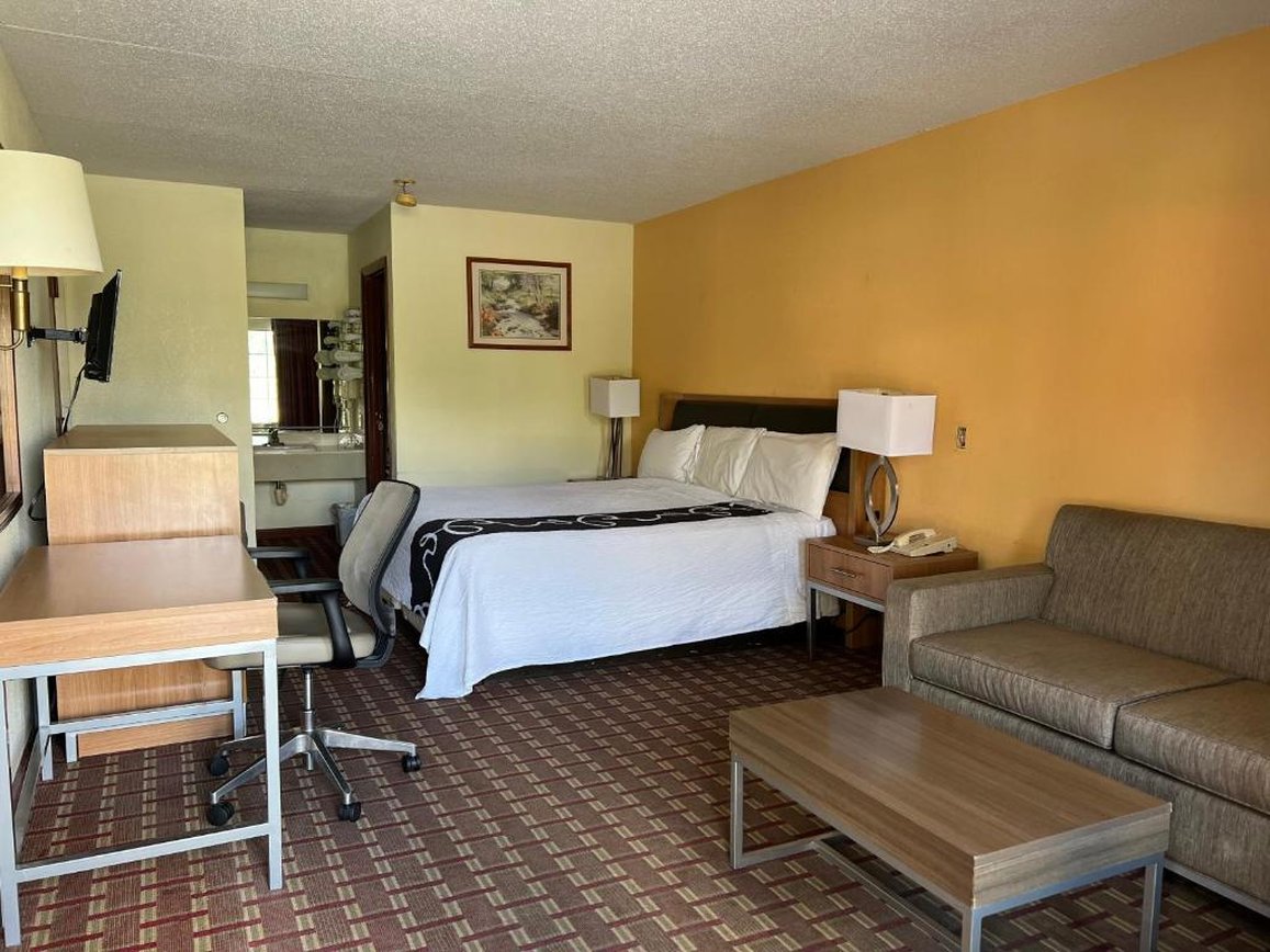 غرفة بسرير فردي لغير المدخنين، Budget Inn By Belvilla St George I-95 2/4