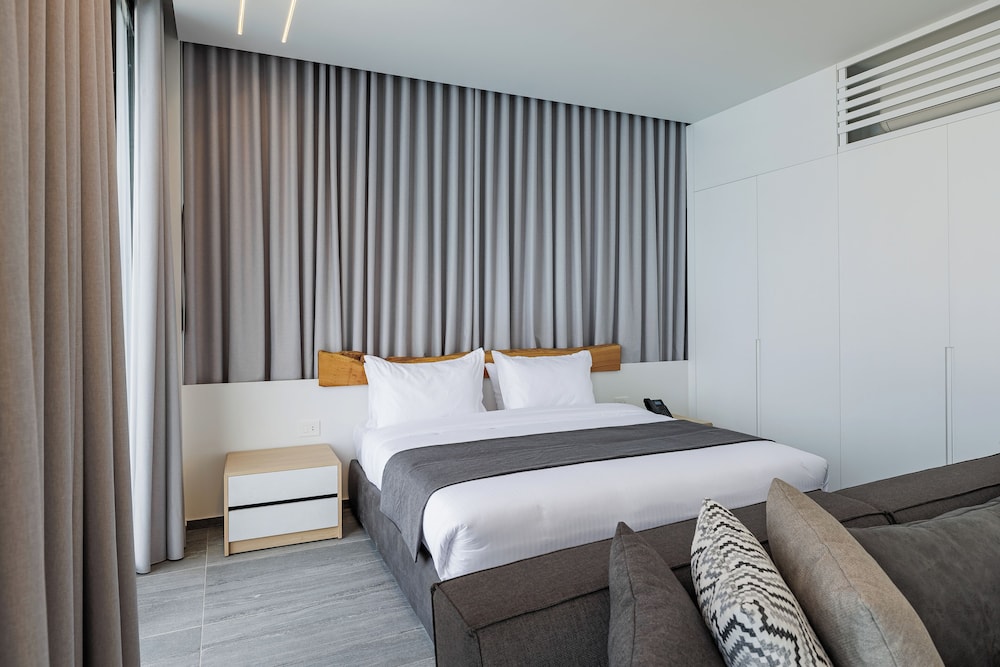 Middle Beach Hotel 20/49
