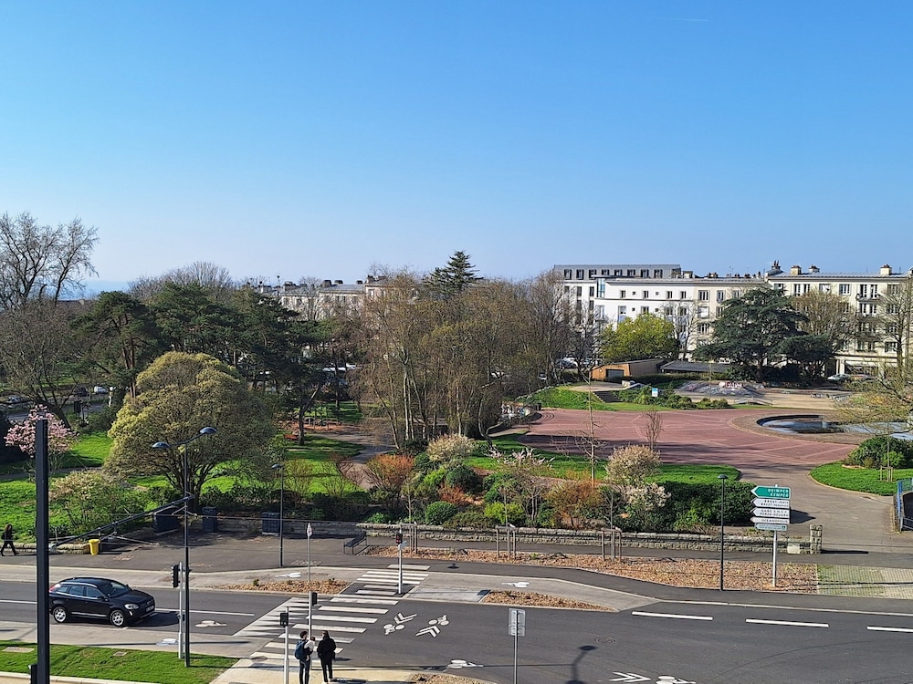 Citotel De La Gare 42/50