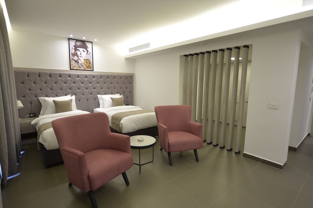 Zett Hotel Jounieh 16/43