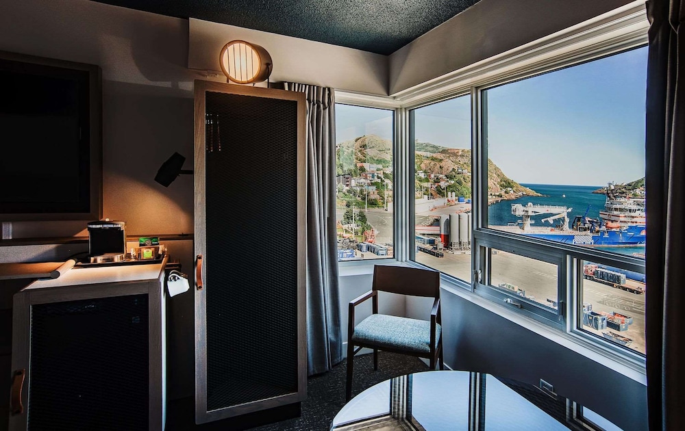 Doubletree By Hilton St Johns Harbourview 34/44