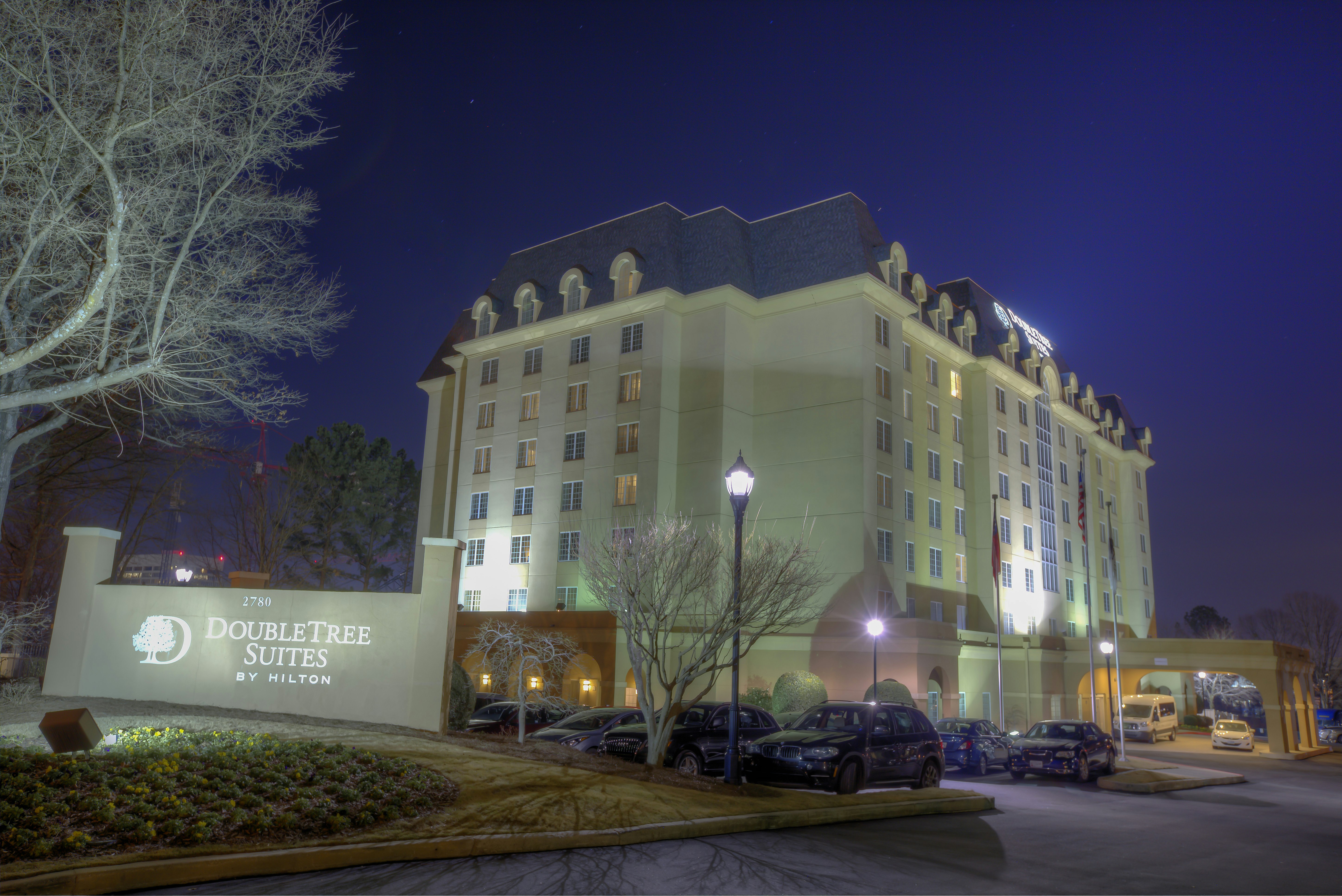Doubletree Suites by Hilton at The Battery Atlanta 8/81