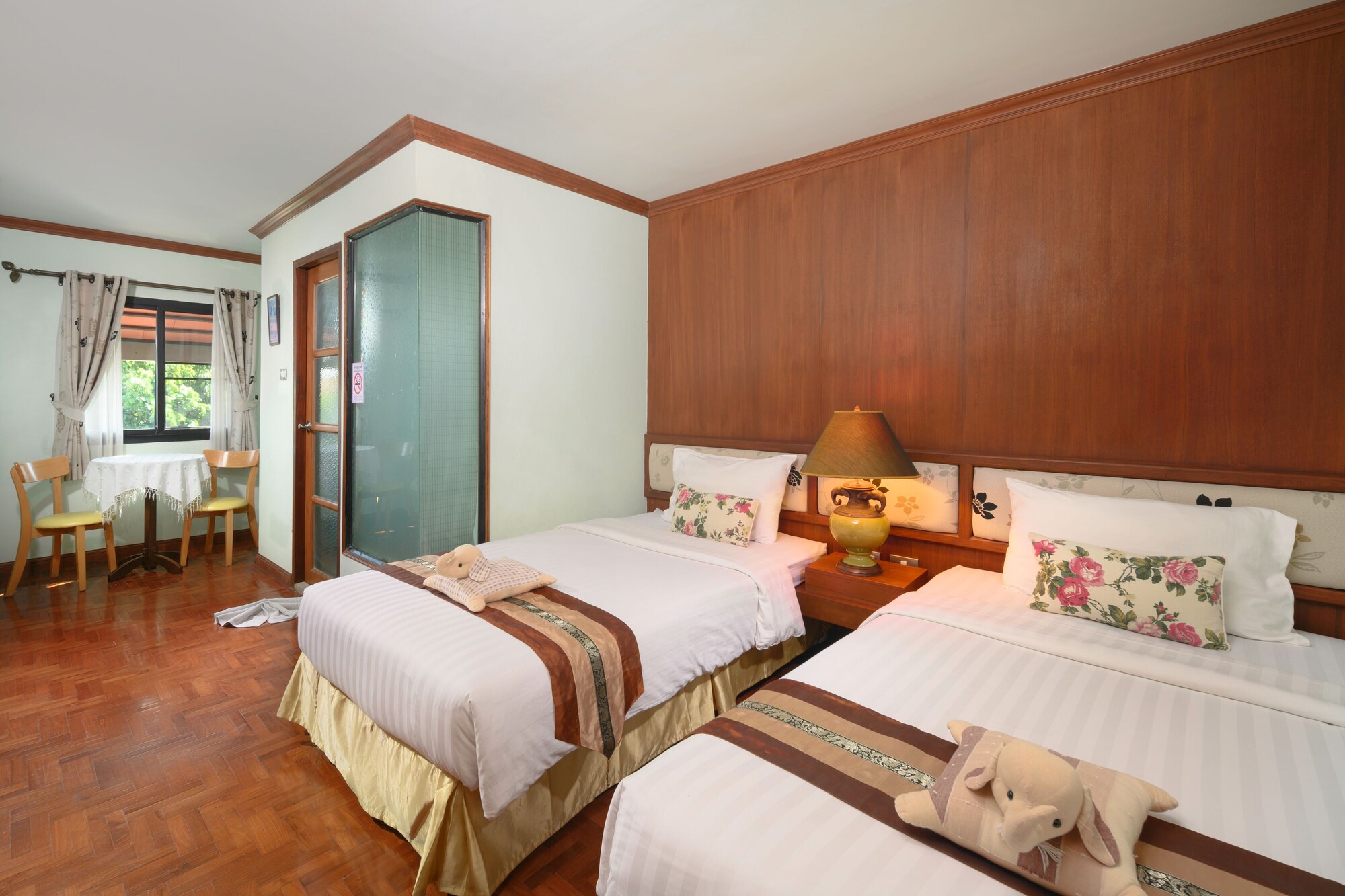 Lanna, Family, Suite, Double and Twin Beds