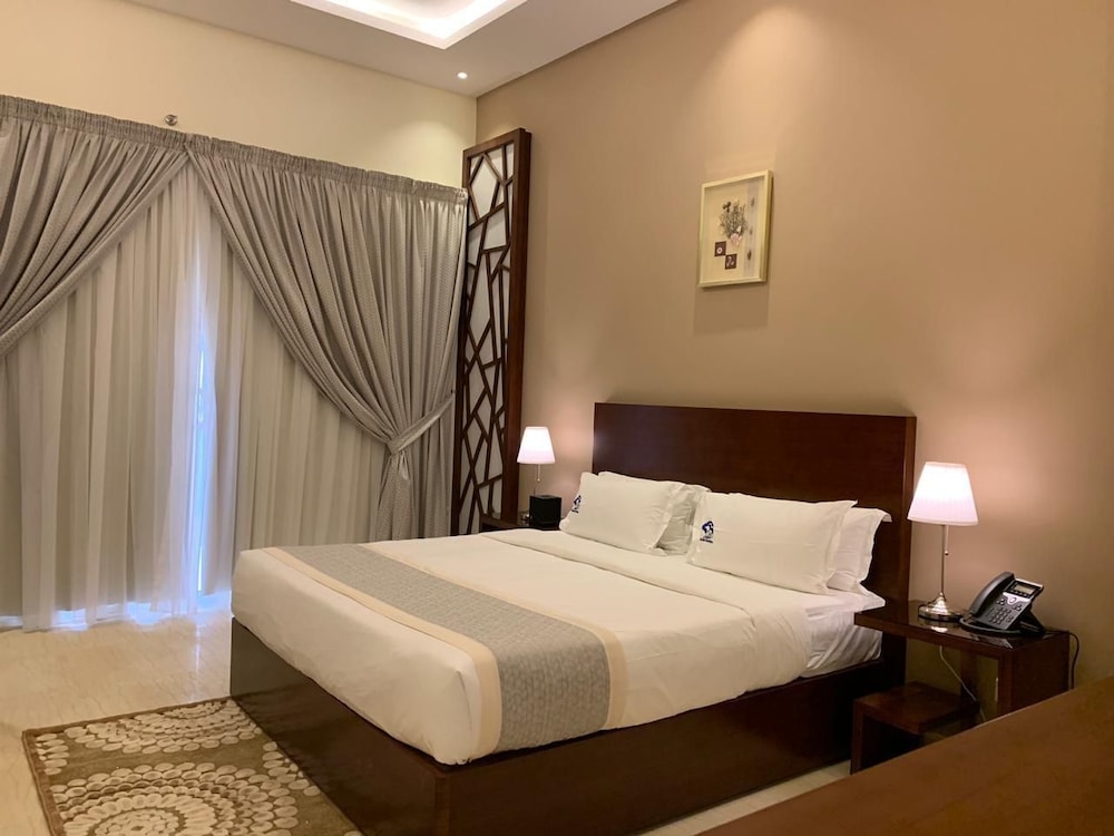 Room, Double Bed, No Private Pool