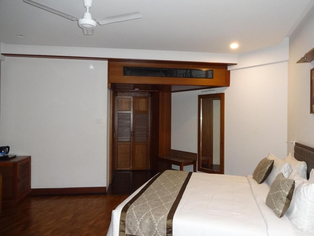 Keys Hotel Malabar Gate 10/50