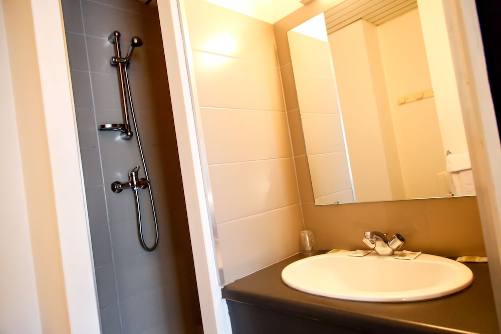 REX HOTEL 27/55