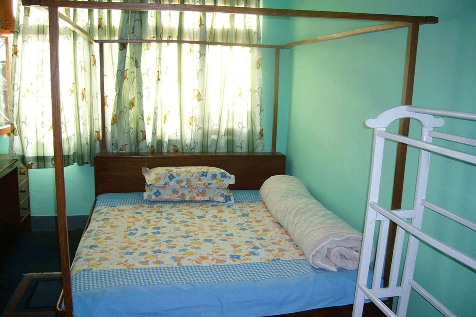 STANDARD, DOUBLE OR TWIN BED