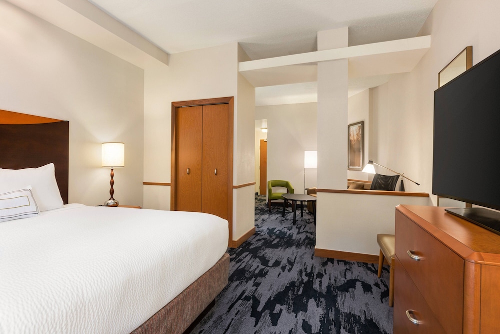 Fairfield Inn & Suites Jacksonville West/Chaffee Point 14/42