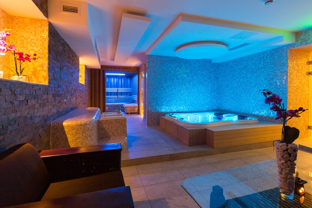 Hotel City Savoy 35/50