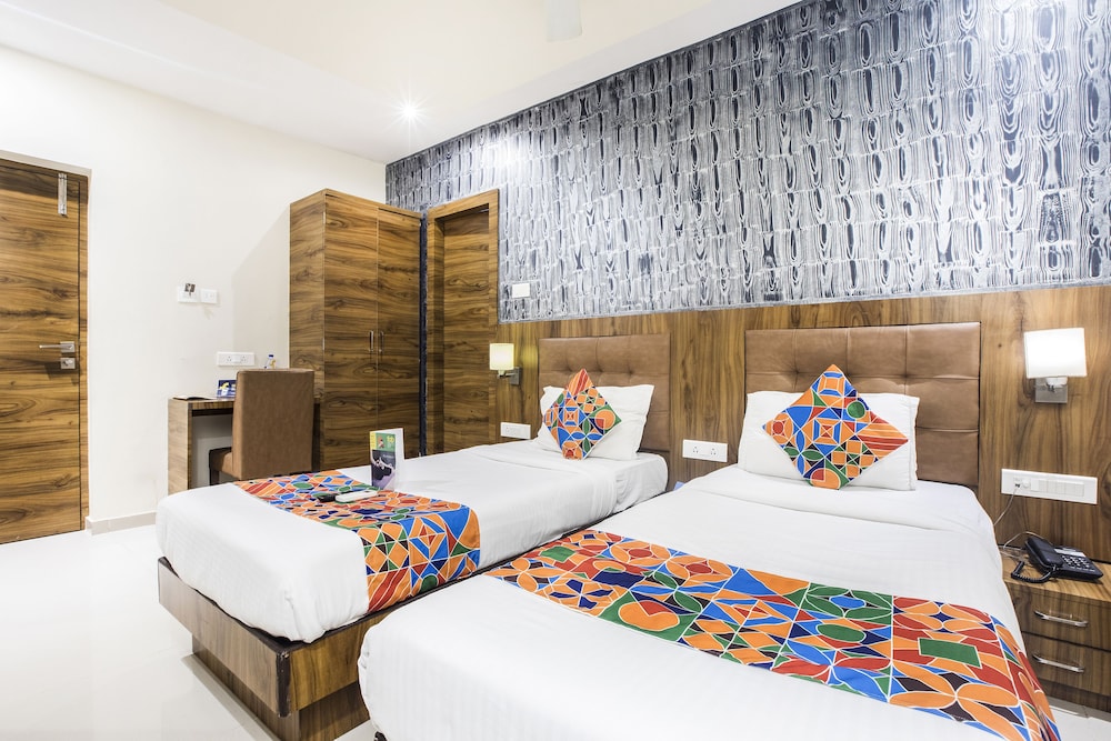 Fabhotel Amour Andheri East 3/17