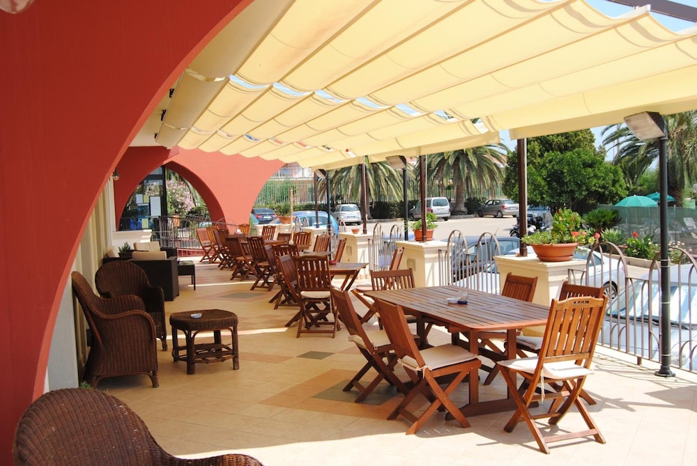 Hotel Relax 24/48