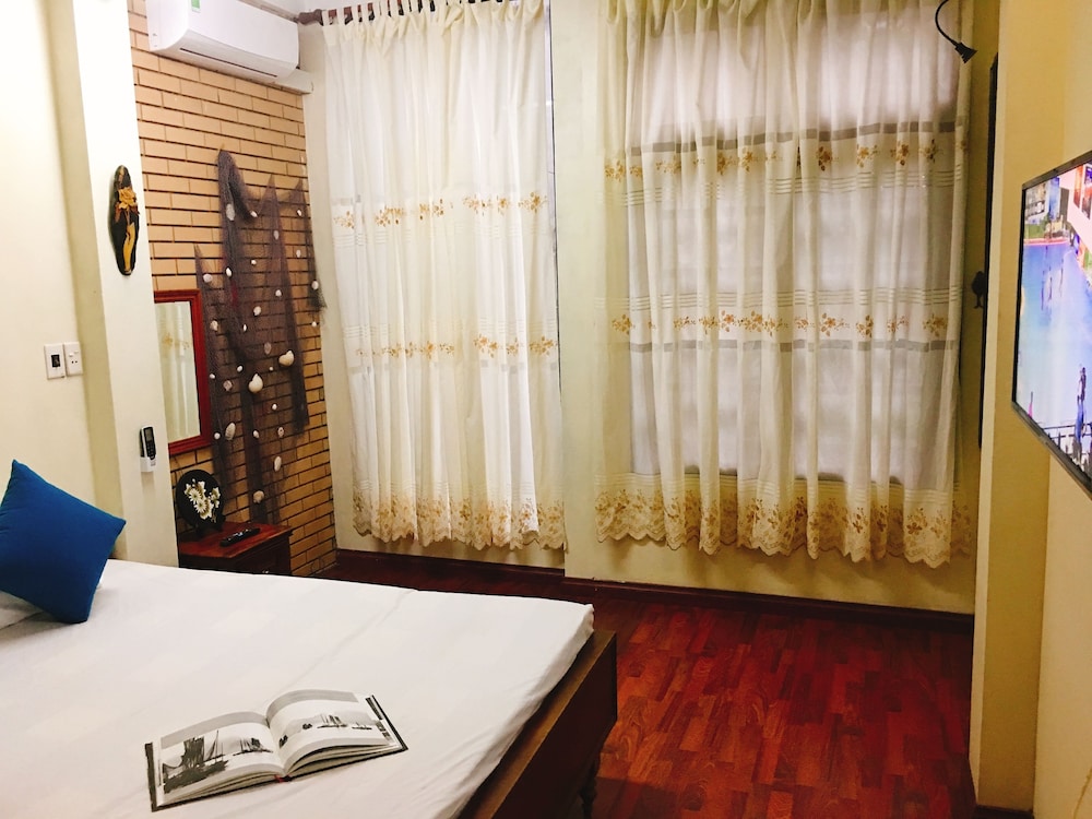 Halo Bay Homestay 37/39
