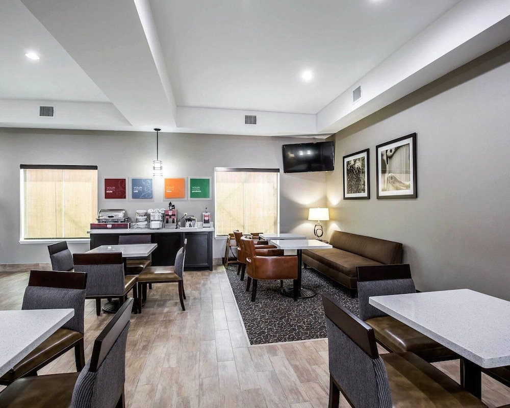 Comfort Suites Northwest - Cy - Fair 44/60
