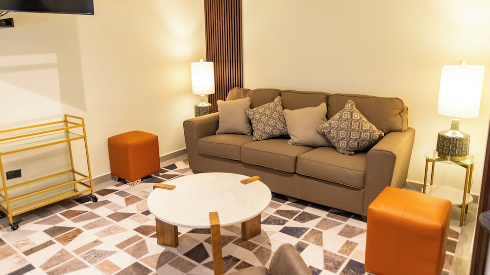 Hotel Ramada Inn el Salvador 35/55