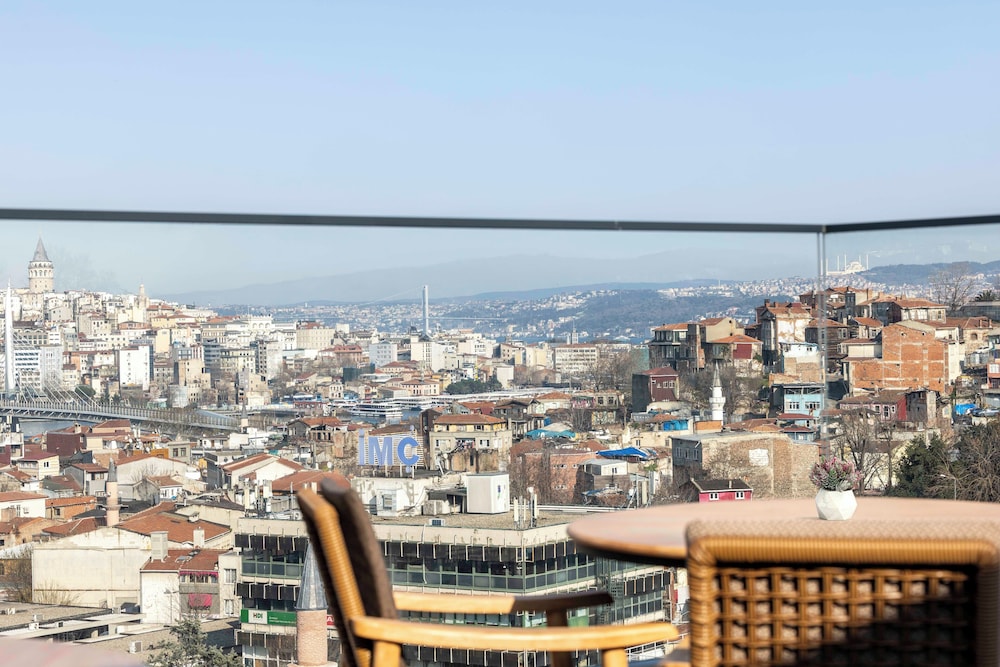Movenpick Istanbul Old Town 57/59