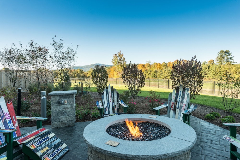 Fairfield By Marriott Inn Suites Plymouth White Mountains 38/47