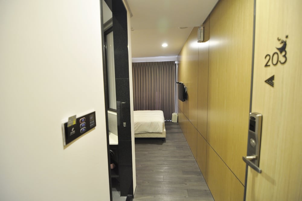 Feng Jia 25 Hotel 14/25