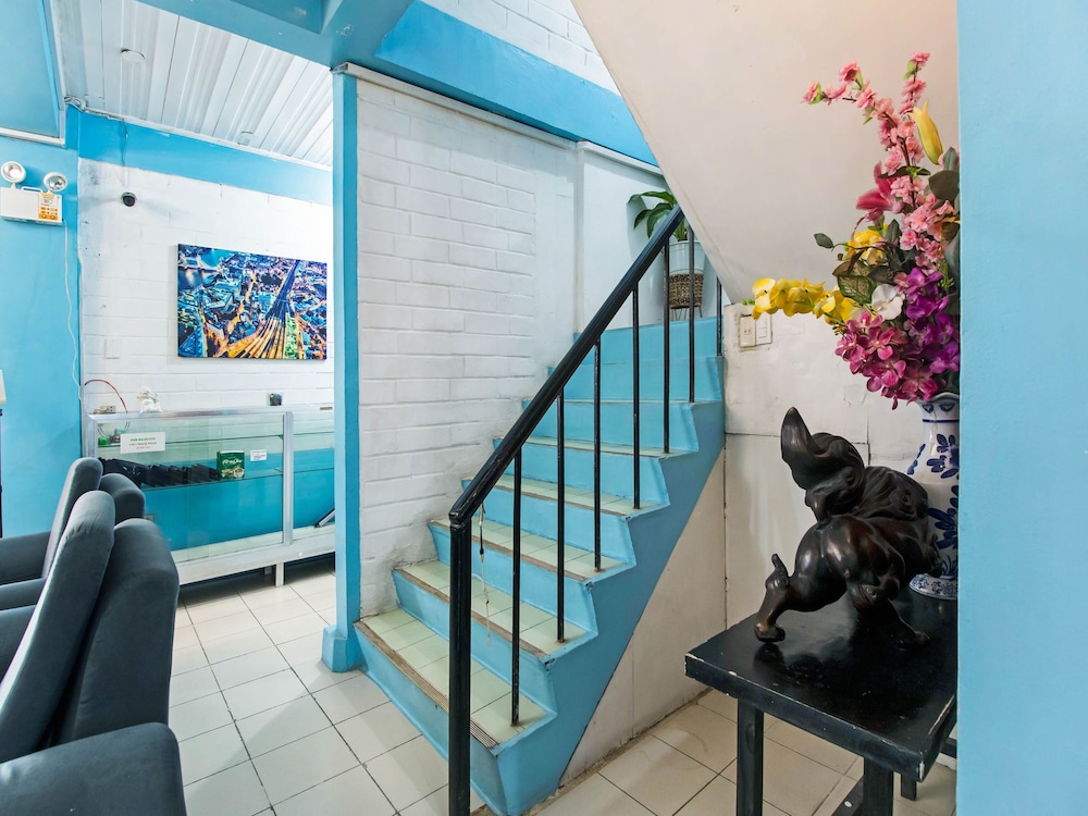 La Maria Pension & Tourist Inn Hotel 45/51