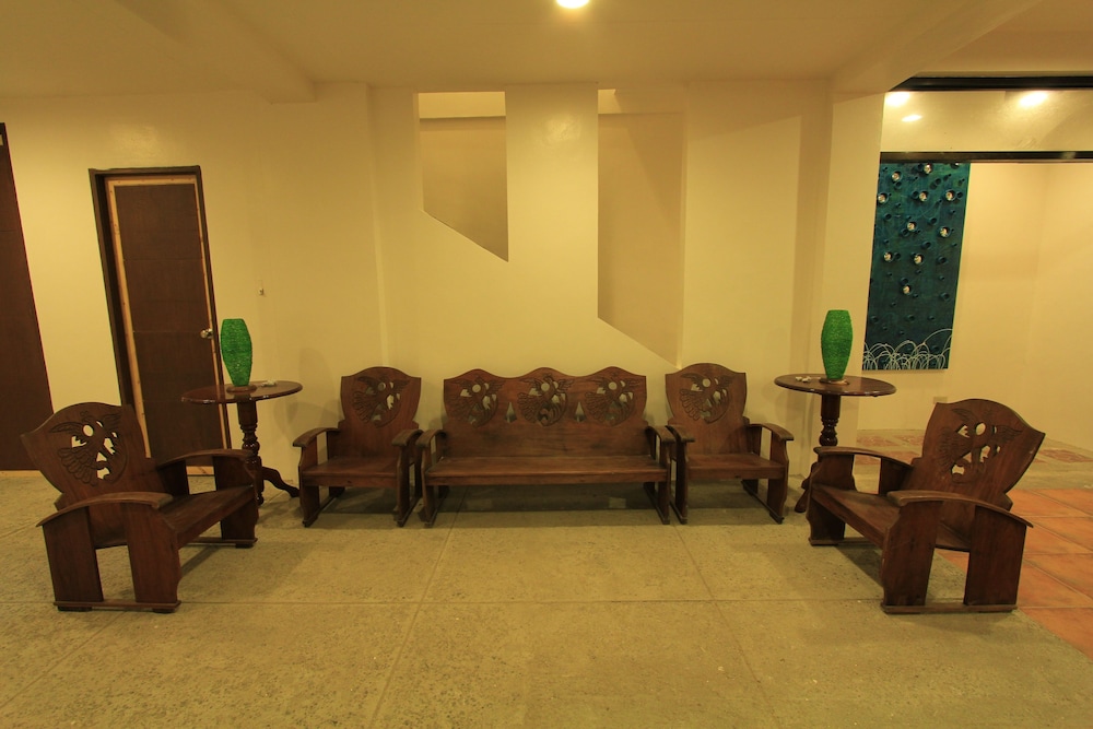 THE ROSE PIKE AT BORACAY 28/50