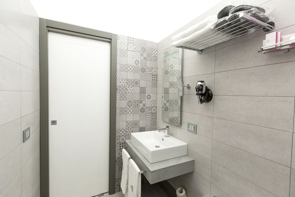 Hotel Nunu 48/50
