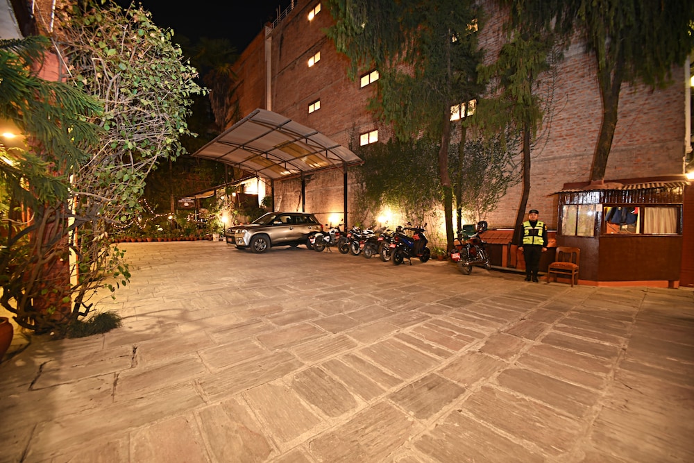 Nirvana Boutique Hotel 45/50
