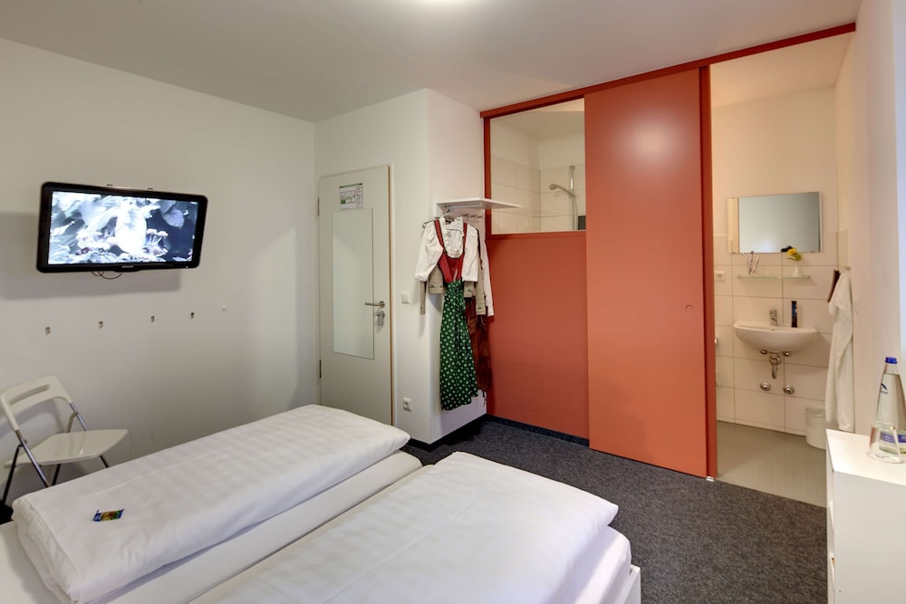 Mk Hotel Munchen Max-Weber-Platz 18/70