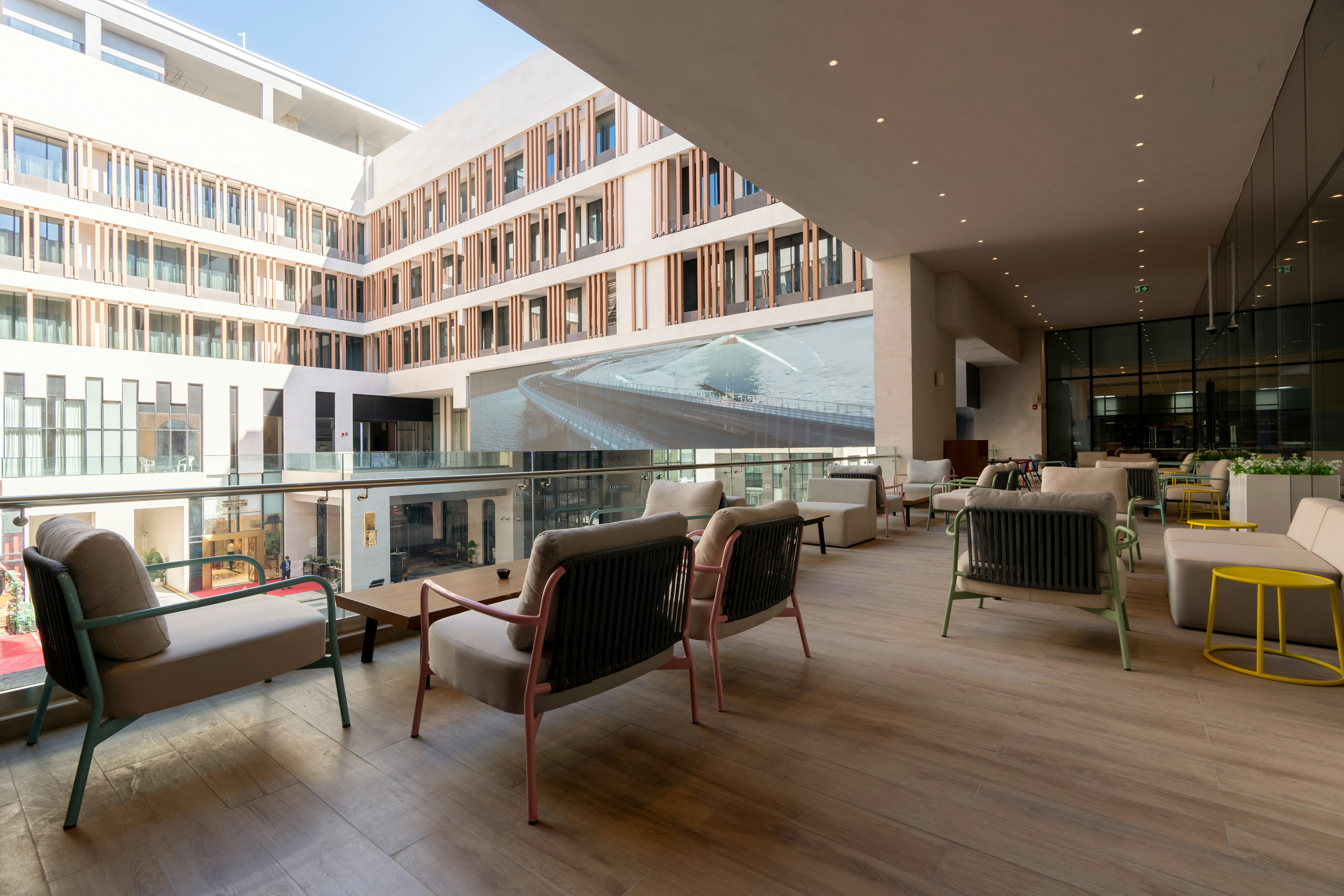 West Walk Retaj Hotel 42/58