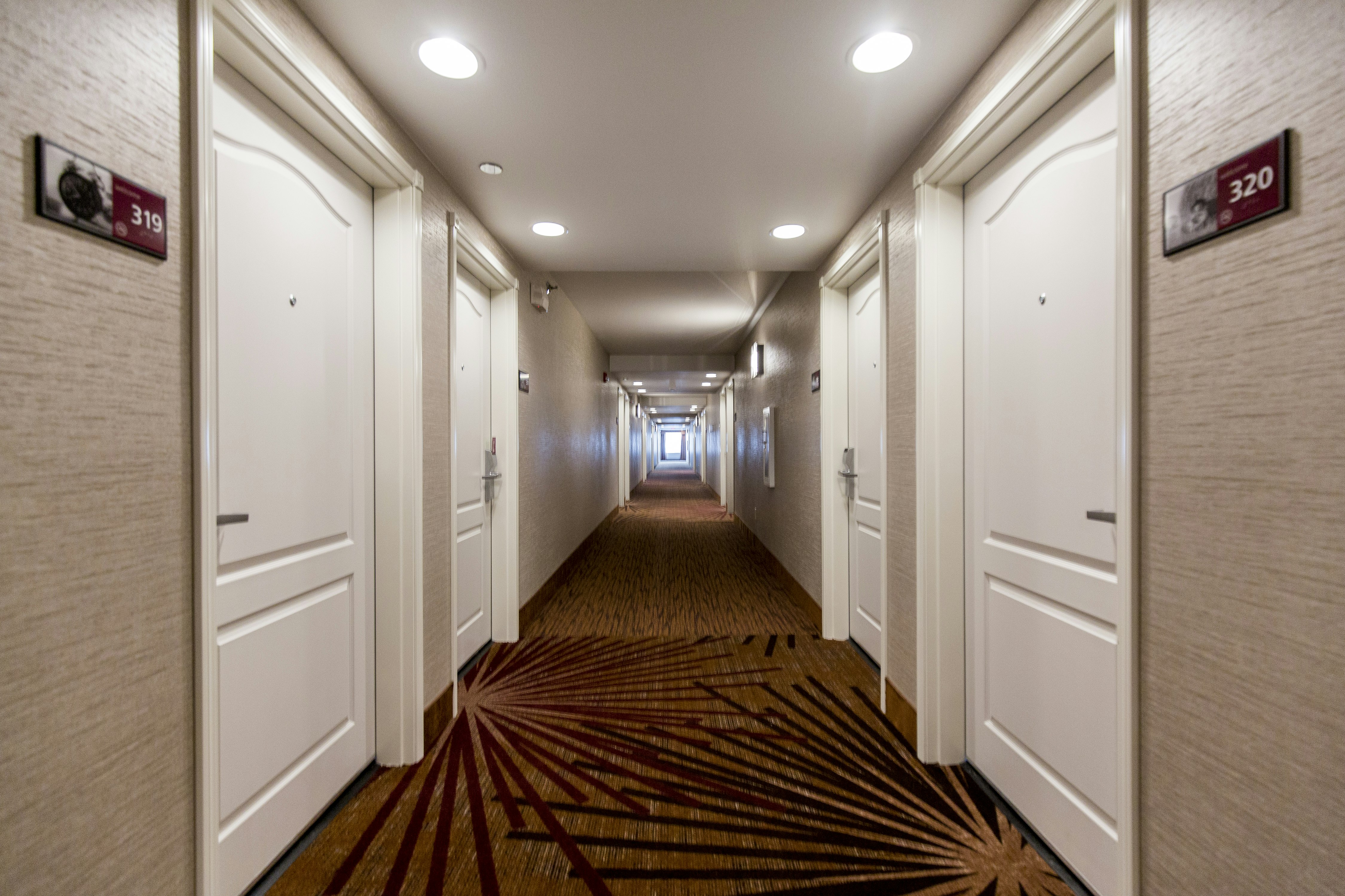 Hampton Inn Bismarck 39/78