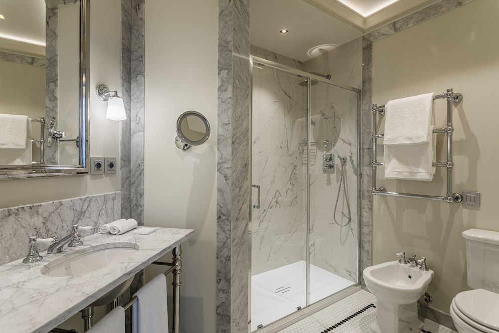 Room Mate Collection Filippo, Rome Fontana di Trevi 45/48