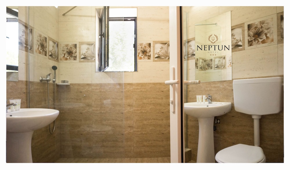 Neptun Hotel Eforie Nord 13/53