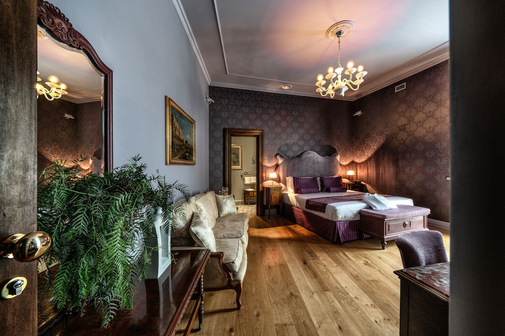 Navona Grand Suite 13/50