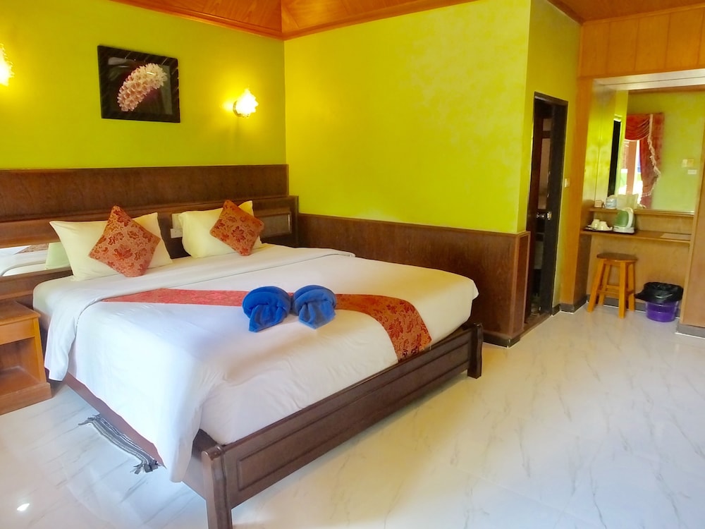 BLUE ANDAMAN LANTA RESORT 7/71