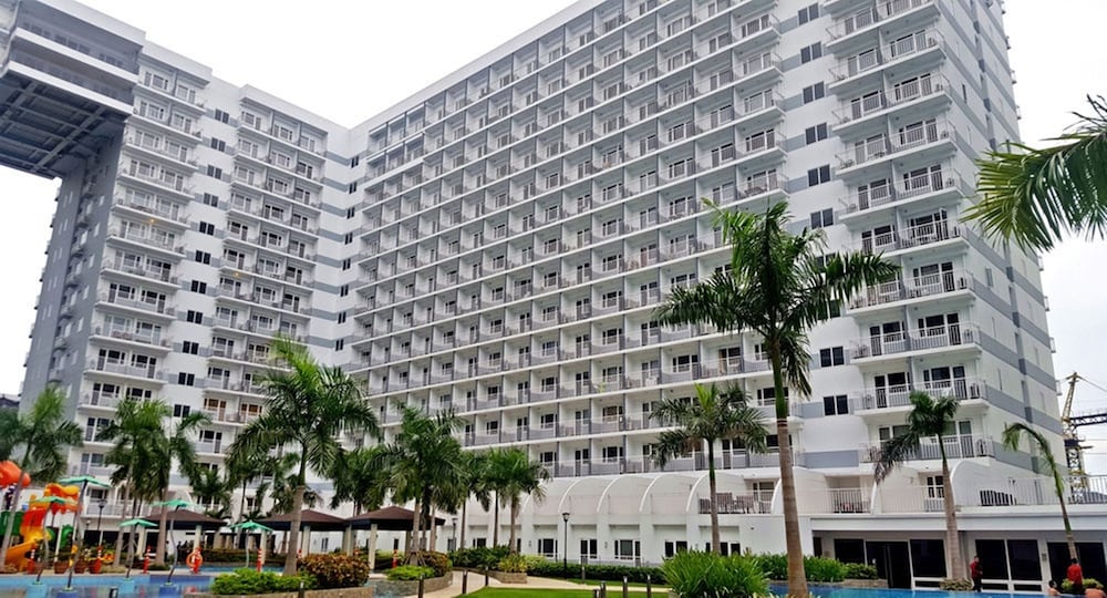 Condodeal At Shell Residences Moa Pasay 1/40