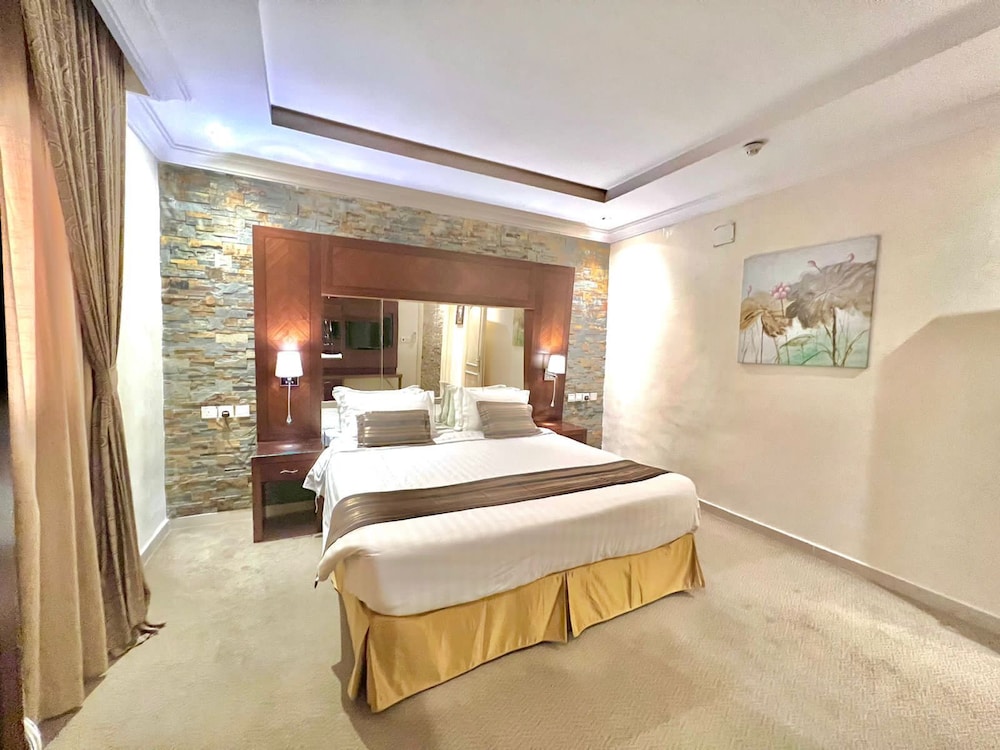 Room at Loren Suites Al Salamah, JEDDAH