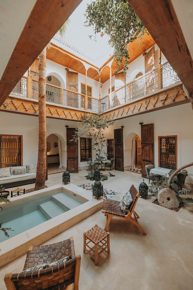 Riad Djebel 18/40