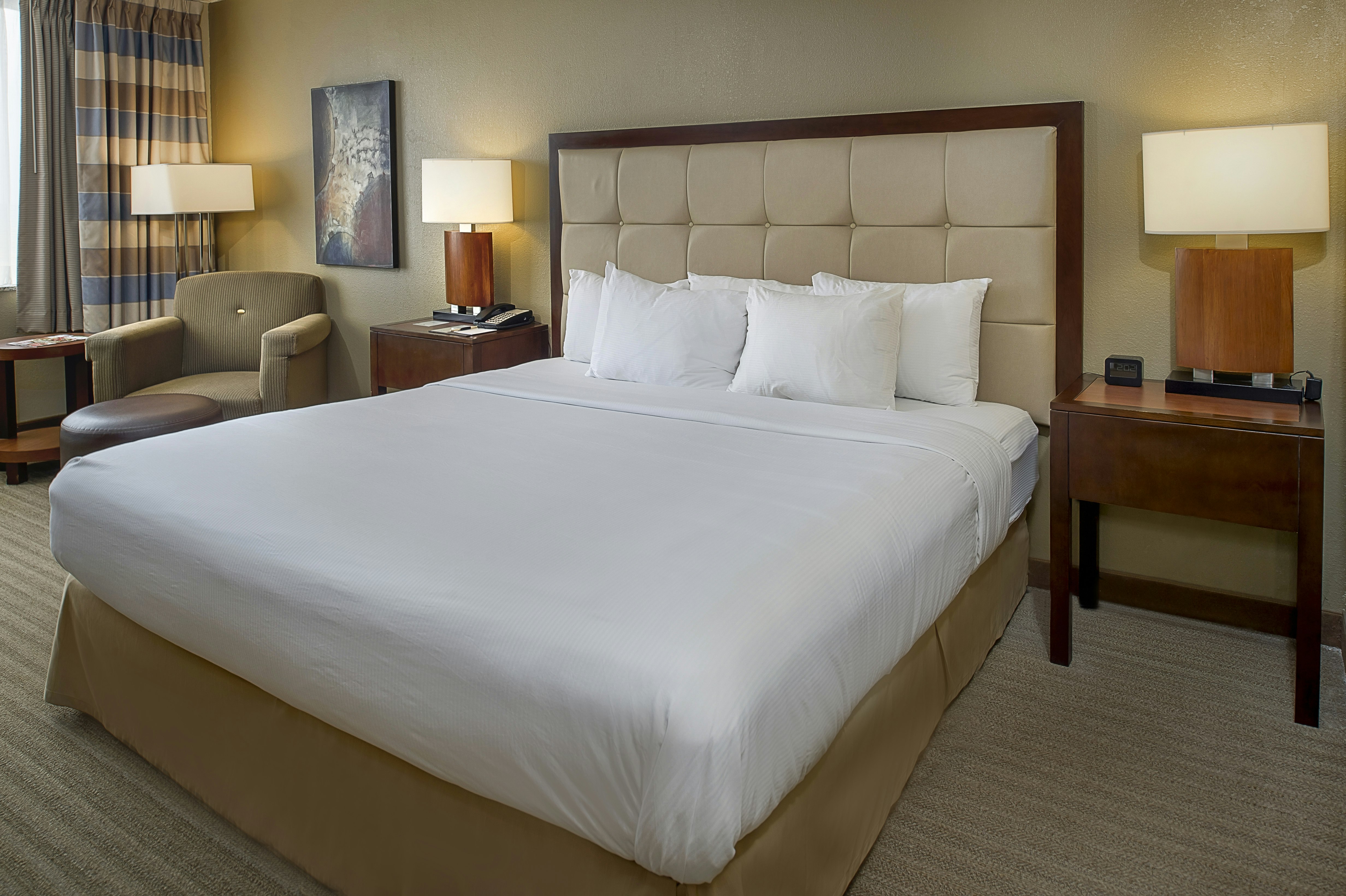 Doubletree By Hilton Hotel St Louis Westport 18/54