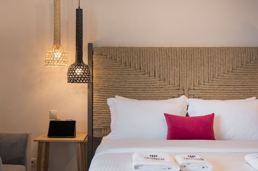 Trianon Luxury Apartments and Suites 27/74