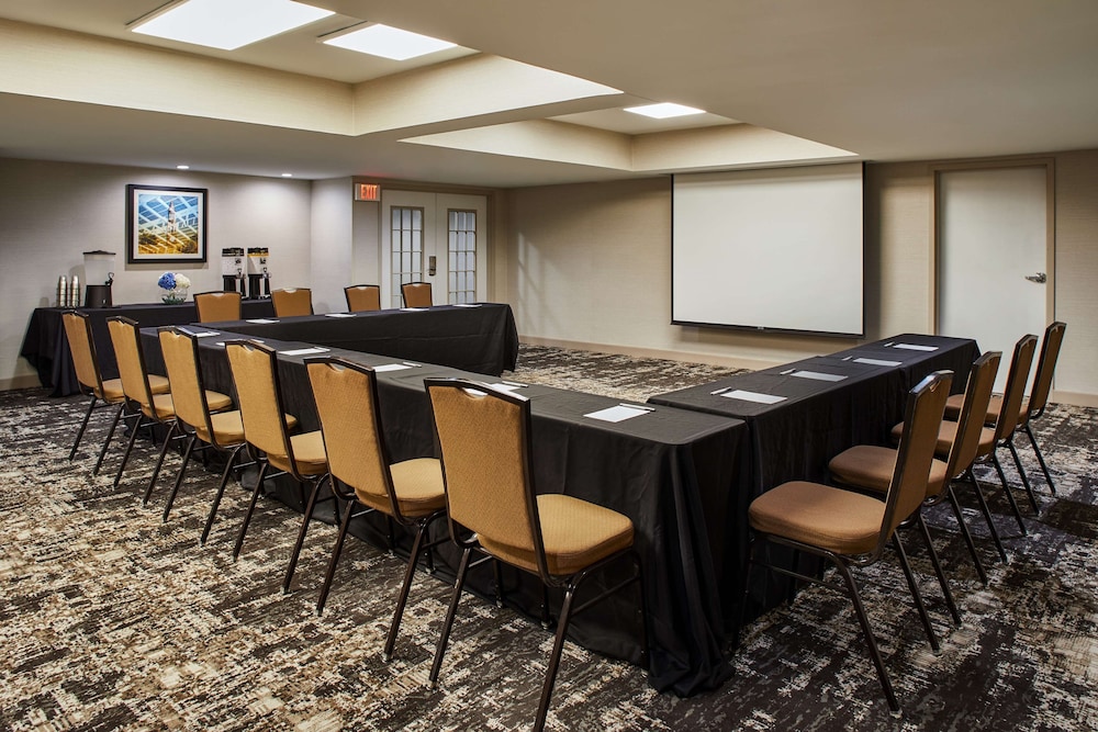 Hampton Inn And Suites Chapel Hill Druham 54/57