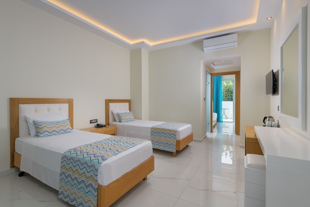 Oceanis Park Hotel 42/88