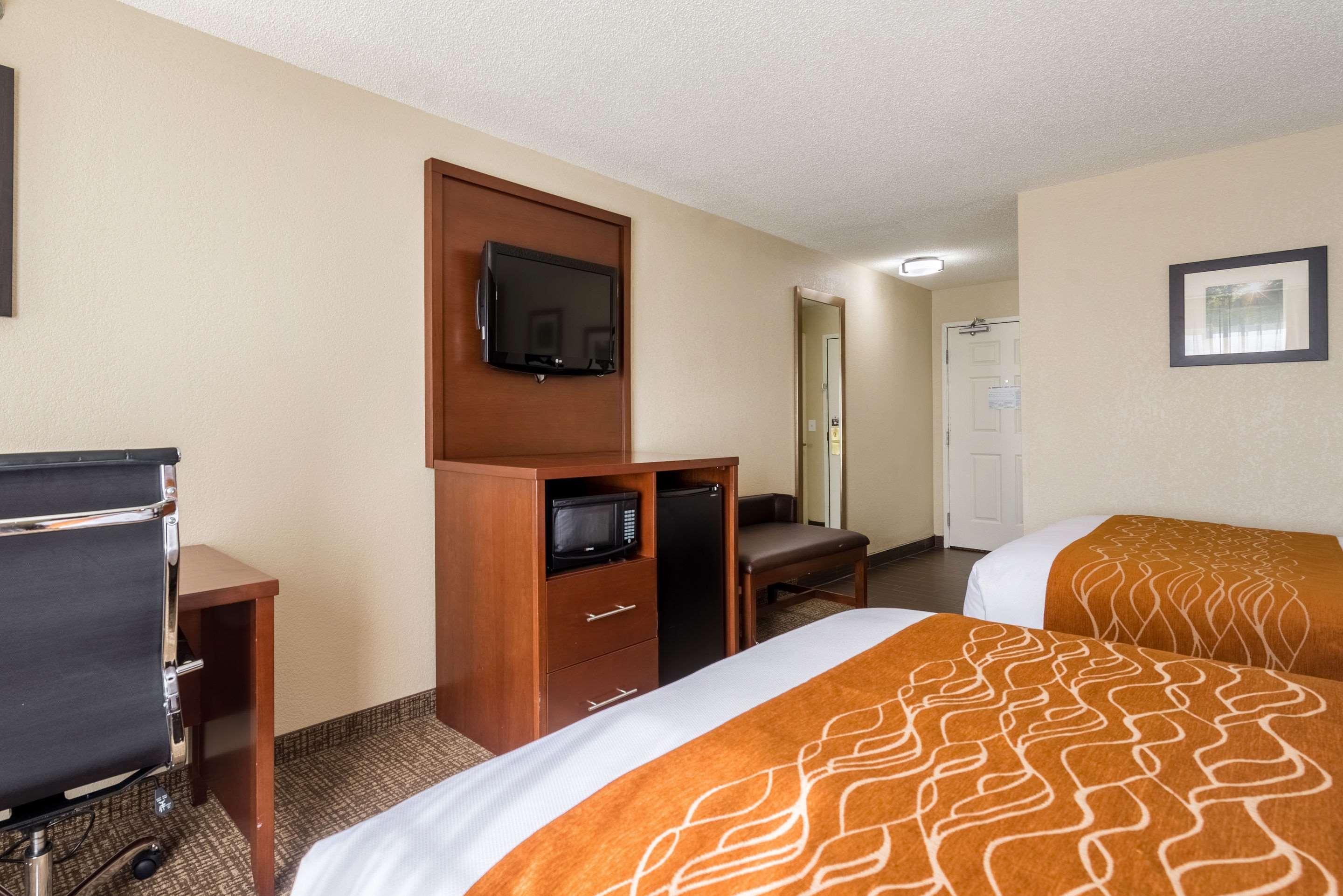 ROOM, 2 QUEEN BEDS