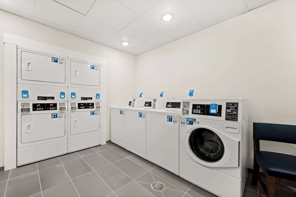 Everhome Suites Huntsville - Research Park 34/60