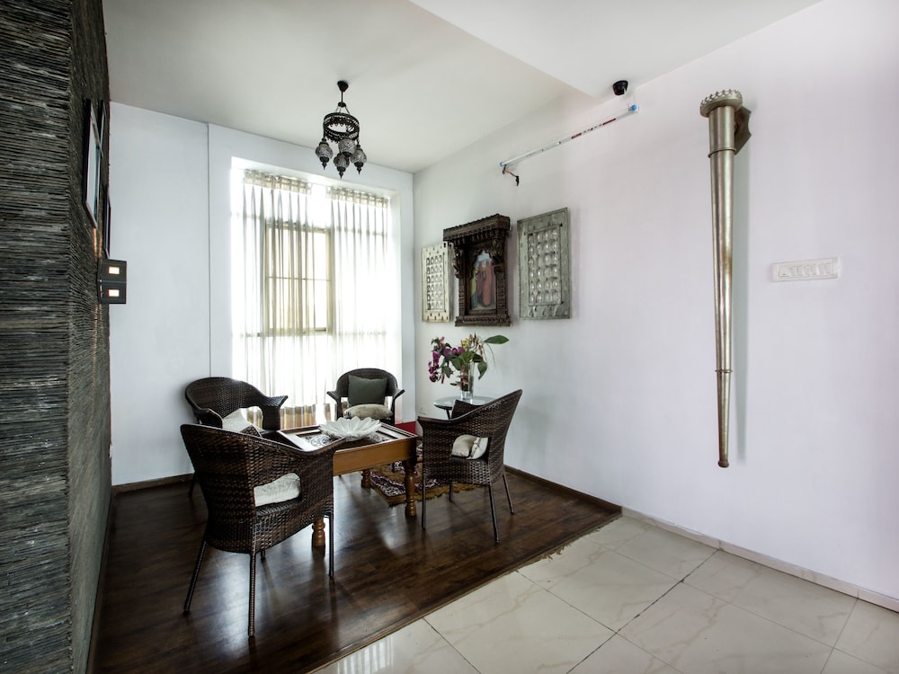 OYO Manikonda Near Inorbit Mall Cyberabad 16/20