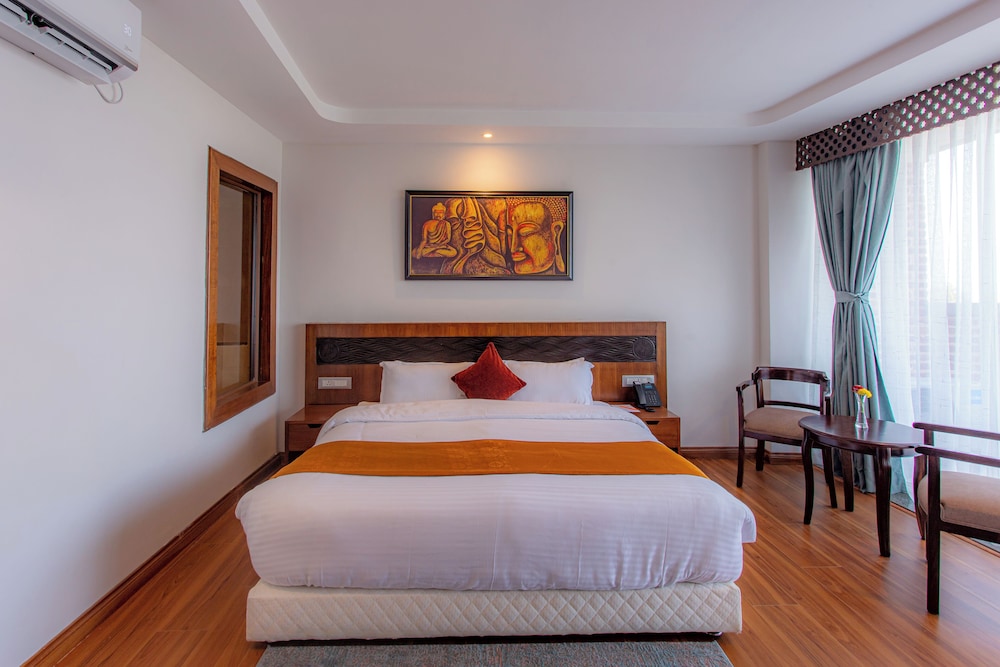 Hotel Sarathi 13/50