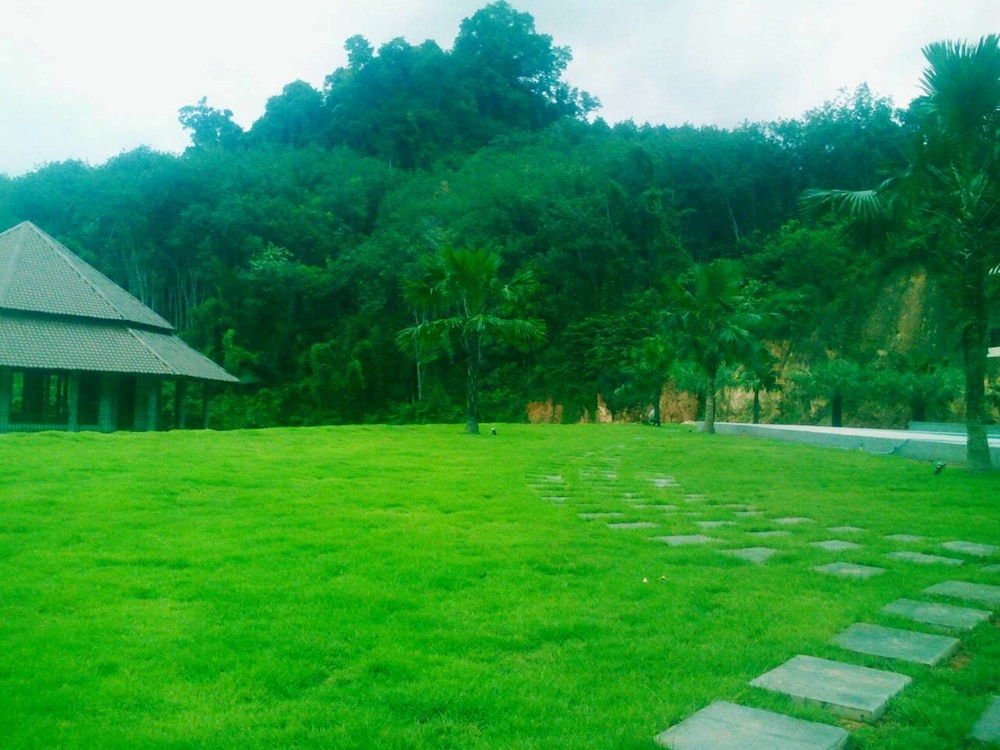 Takhun Mountain View Hotel 53/66