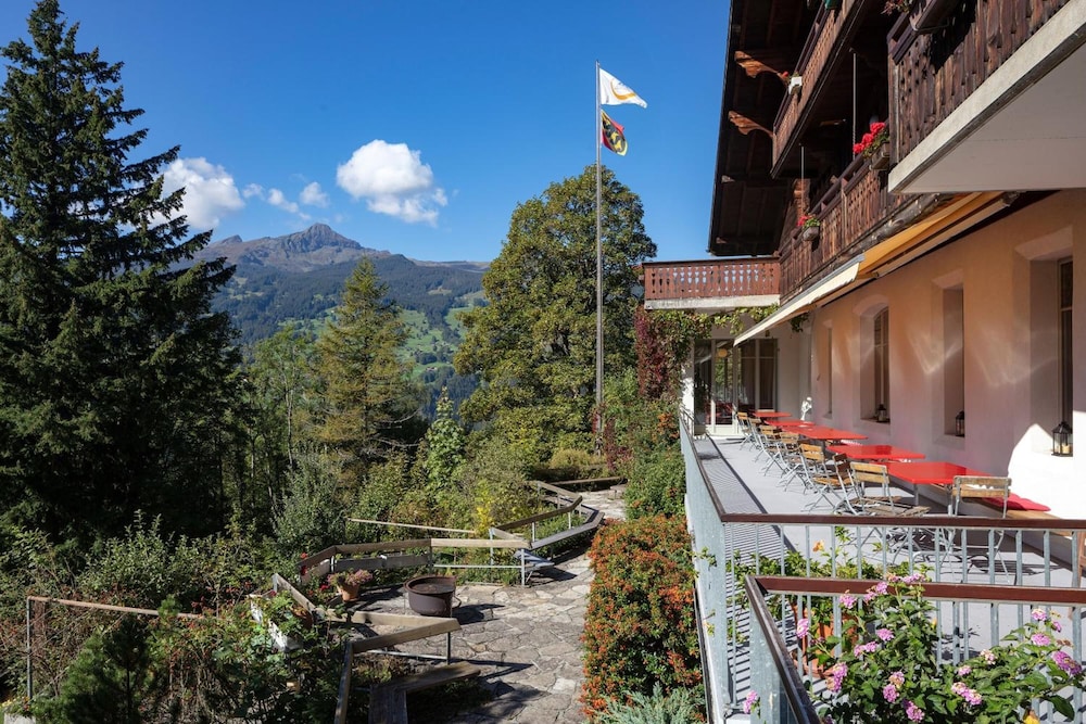 Grindelwald Youth Hostel 60/65