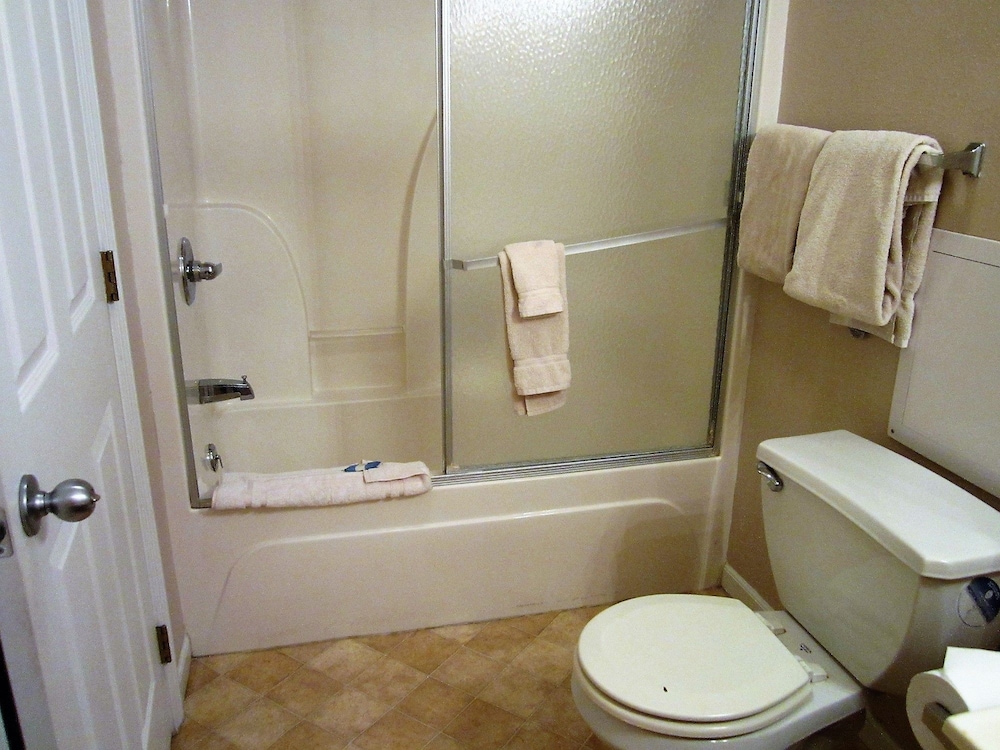 Bell Apos S Extended Stay And Suites 17/75