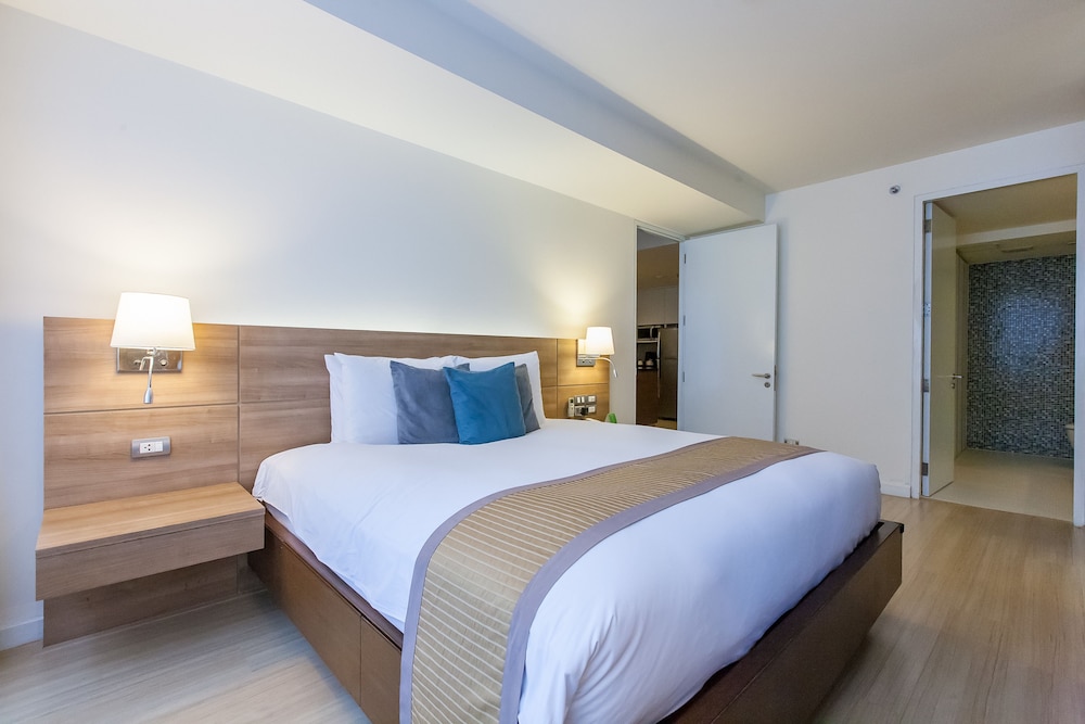 Oakwood Residence Sukhumvit 24 Bangkok 14/26