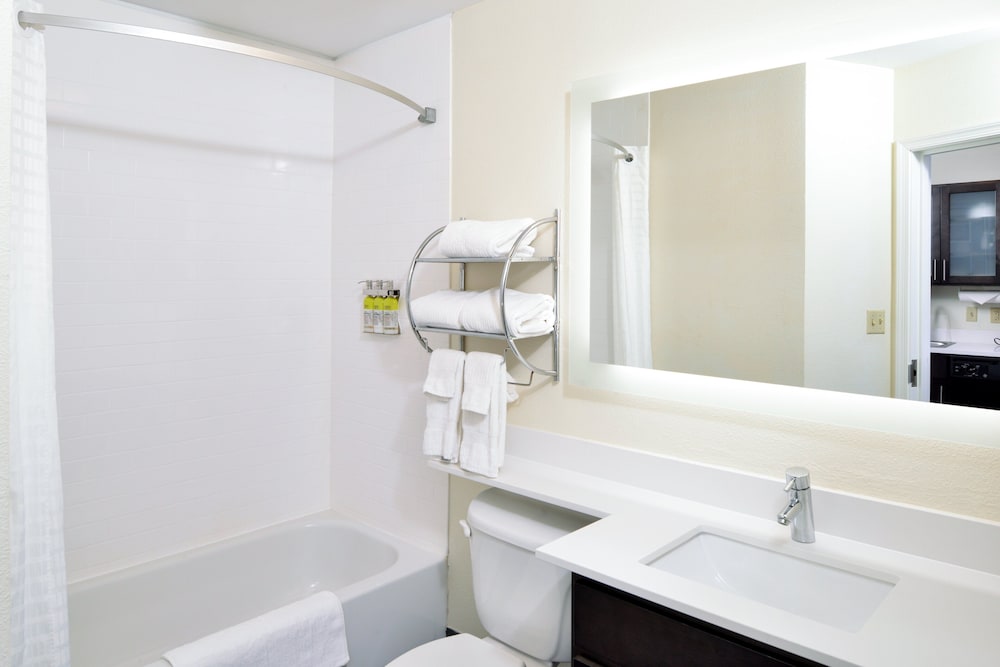 Candlewood Suites Winchester 16/39