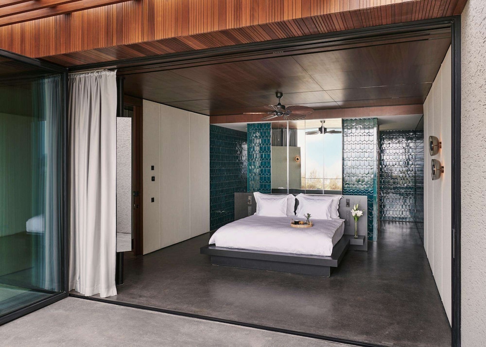 2 Bedrooms, Duplex, Lagoon, Twin Beds, King Bed, Sofa