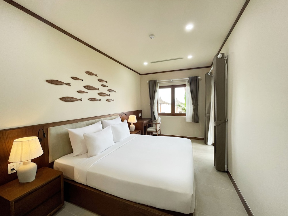 Presidential, Villa, King and Twin Beds, Beach Front